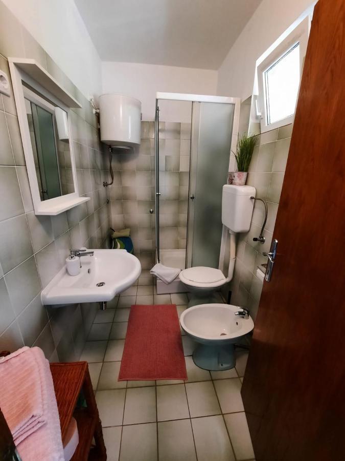 Apartmani Darko Kornić Exterior foto