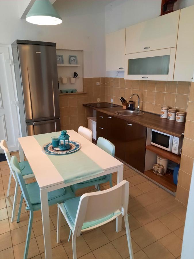 Apartmani Darko Kornić Exterior foto
